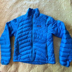 Womens Patagonia bright blue winter jacket in small